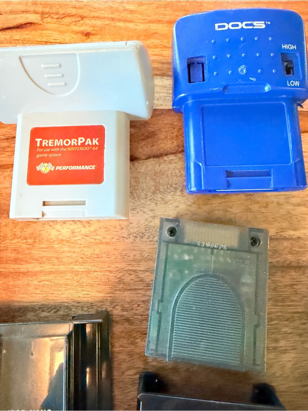 Nintendo 64 Accessory Bundle - Picture 4 of 15